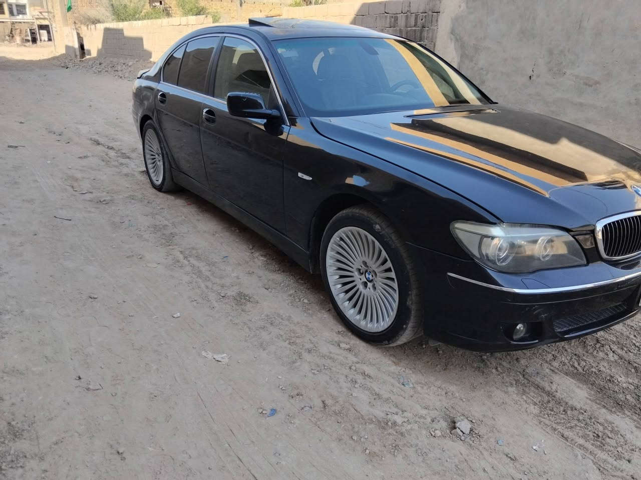 باخره موديل ٢٠٠٦
رقم صدامي ابيع بدون راعي 

هل موجود راعيه بنجف 

السعر ٥٠ وبيه مجال 

رحمه الوالديكم الموشراي

ليخابر ويراسل ويواعد وميجي 

الشراي على راسي مكانه بابل 

بيه ضربه واضحه بصوره 

***********

ابيع هيج هل موجود
