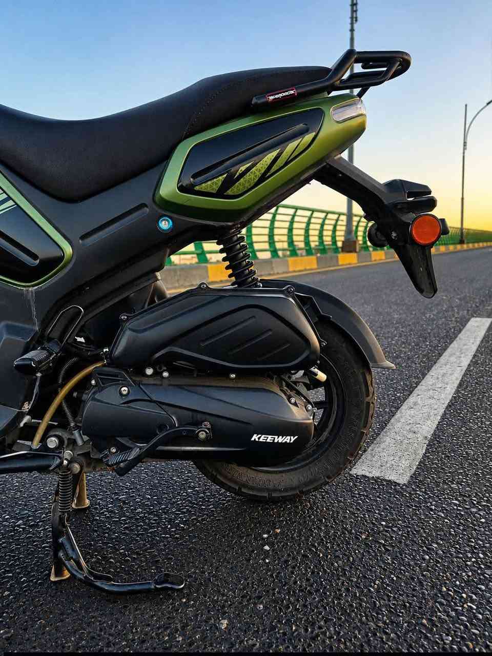 للبيع – Keeway Minix 150cc

🔥 دراجة Keeway Minix 150cc للبيع

- المحرك: 150 سي سي
- الحالة: ممتازة وجاهزة للاستخدام
- اللون: أخضر وأسود
- الموقع: البصرة
- السعر: 1.700.000 دينار عراقي
- 📞 للتواصل: ***********

الدراجة نظيفة والاستعمال خفيف، والمعاينة خير دليل. السعر قابل للتفاوض بالحدود المعقولة للجادين فقط.

( الدراجة واصله سعر أعلى من المعروض 
وماببعت بسبب بعد المسافة
ومحتاج فلوس باشد حاجة)
