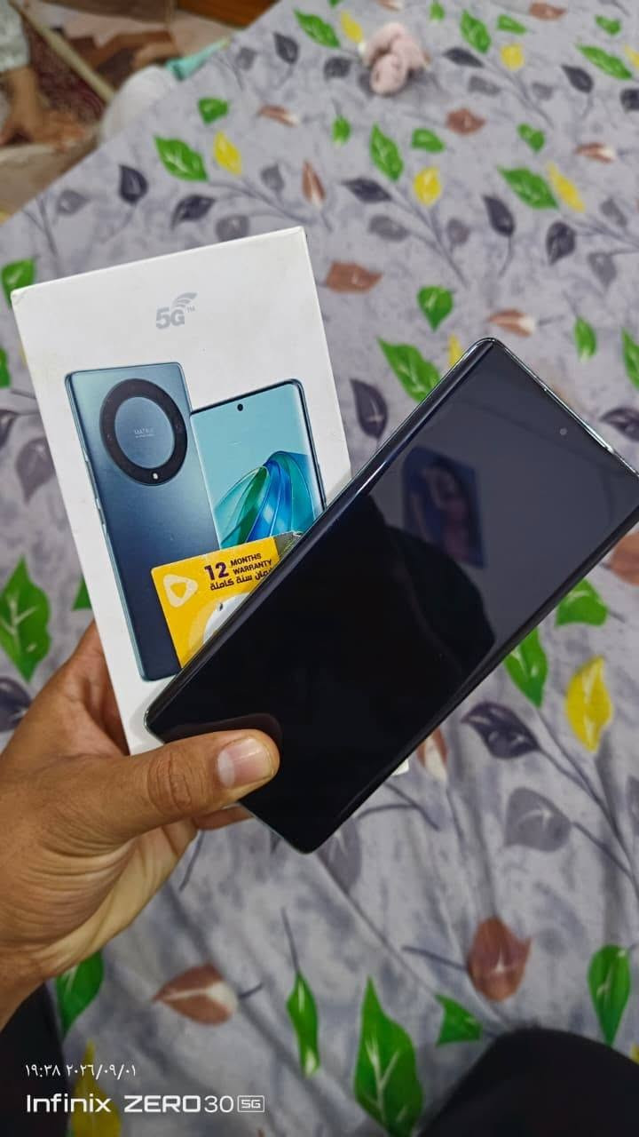 السلام عليكم 
هونر x9a 5g
 الجهاز استخدام بيت مكفول من الشخط
على وضع الشركه مكفول كفاله عامه 
ذاكره ٢٥٦ رام ٨
كامل ملحقات 
كارتون +شاحنه+كفرات جيلاتين اصلي

السعر ٢٥٠ بي مجال بسيط
النجف الاشرف خلف ملعب النجف الدولي
*********** اتصال او واتساب
