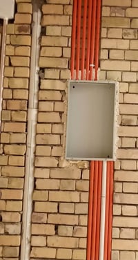 أعمال كهربائية • تأسيسات كهربائية • كاميرات مراقبة
