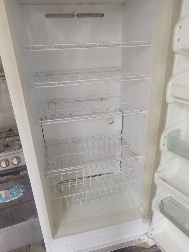 غراض بيت كلشي موجود ابو الخصيب, البصرة
