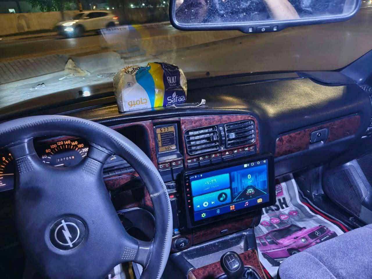 اوميجا • ١٩٩٣ • مكينه ٢٦٠٠