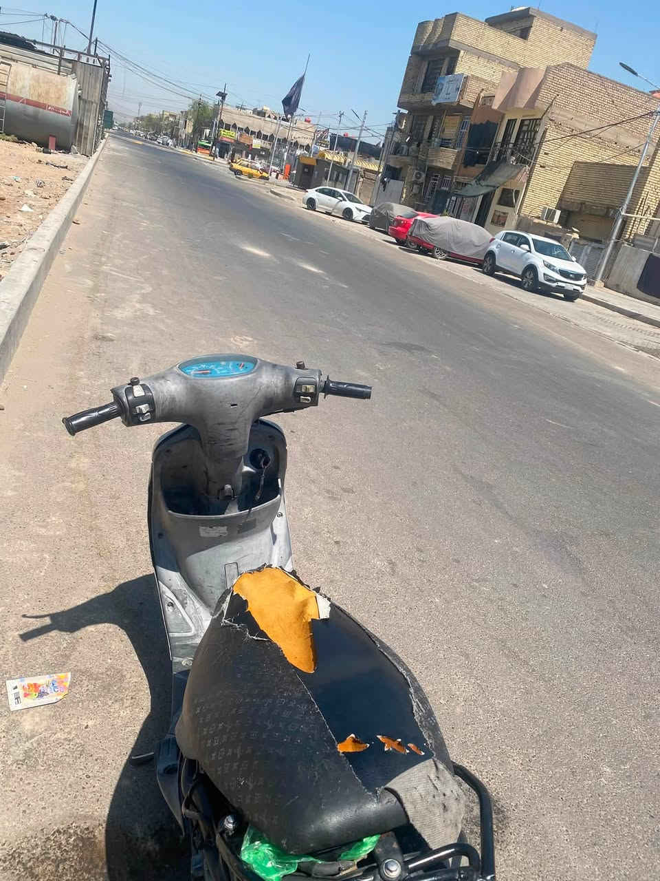 ماكس منغولي دراجة شغاله بيه سلف جديد انطيك وياها النواقص كدامك مكينه لا تبخير ولا نضوح ولا تنقص السعر 250 بيه مجال العنوان مدينة الصدر الجوادر الشراي يخابرني ***********
