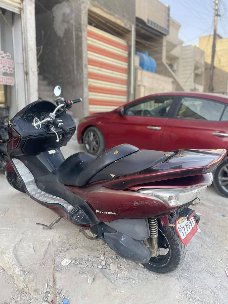 سلام عليكم 
فورزه صفر ٨ مكينه ما مفتوحه ترايك وين متريد جيب فيتر او افحص 
بس لكفرات يرادله ترتيب ولكير ملغي  السعر 950الف بيه مجال حك جيه 
غير هذني ما بيه شي دراجه 
مكاني بغداد تقاطع درويش لبياع 
***********
