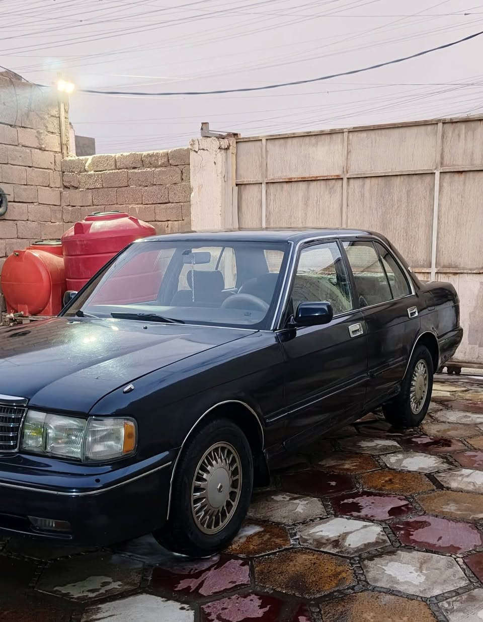 ‏
‏كراون ارنب نيلي مصبوغ جماليه كفاله من كصه وعيب الشرعي كفاله كير مكينه كهربائيات كله شغاله تخم تاير  منضومه تبريد ناقصة فقط كمبريسر رقم بصرة انكليزي سنويه ل 30 العنوان البصرة شط العرب للاستفسار 👇 معروضة 65 وبيه مجال

***********
