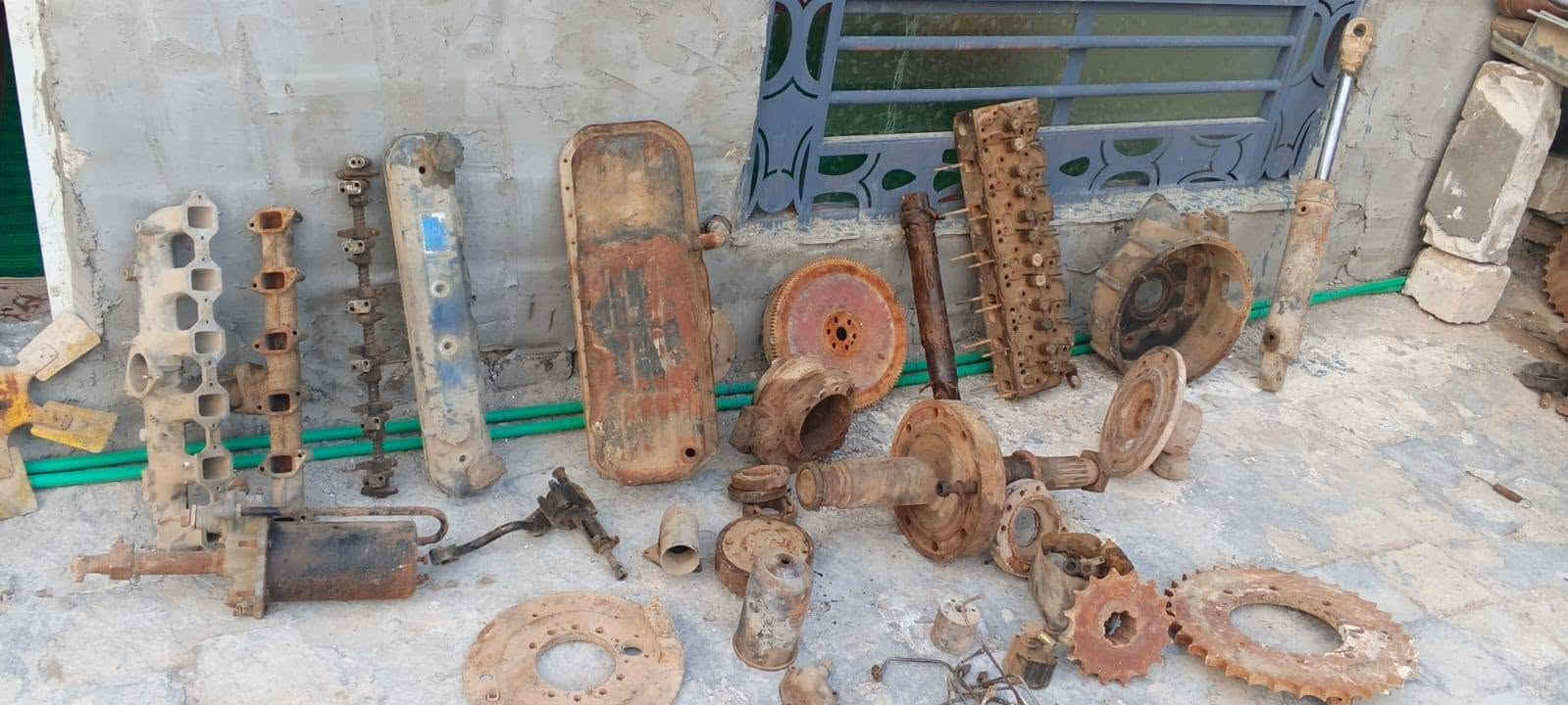 قطع مطاطية • مستعمل