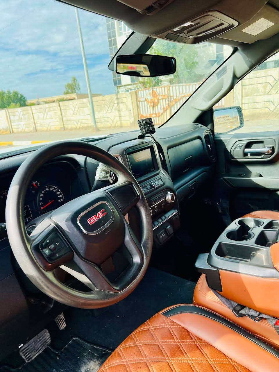 السلام علیکم
للبيع أو مراوس جمس سيرا GMC Sierra)

موديل 2021 مكينه وكير كفاله مكينه v8

كشافات ضباب أمامية ويلز (رنغات) ألمنيوم أصلية دواسات جانبية أضواء سقف أعلى

نظام الدفع : 4x4 دواخل عسلي جلد تخم تایر جدید سيارة جاهزة من كلشي

*********** رقم
