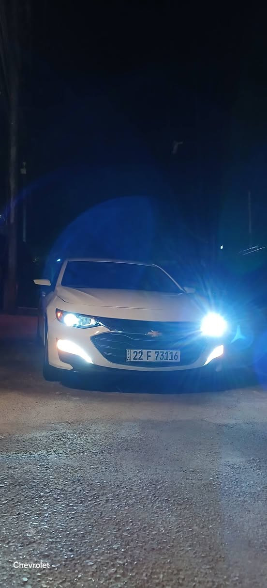 شيفروليه ماليبو 2016 LS 
​المواصفات الأساسية:
المحرك ٤ سلندر 1.5 توربو 
الكير 7 نمر CVT
​الفئة: LS أقل فئة 
​الممشى: 64 ألف ميل فقط
​المحرك والكير والتبريد: بشرط الفحص
​تفاصيل والضرر 
​ قطعتين تبديل + تعديل بارد على حافة البنيد
​ بيه بعض شخوط  شخوط ورصعات بسيطة  
​السعر والتفاوض:
​السعر المطلوب:  104ورقة 
​ وبيه مجال للشراي
​للتواصل والاستفسار:
​مكان السيارة بغداد
​رقم الهاتف*********** واتساب فقط

