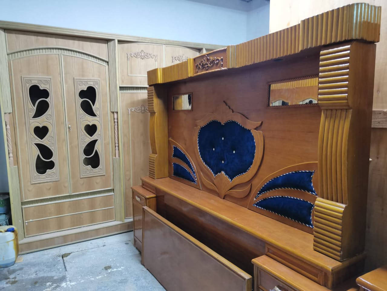 السلام عليكم غرفه مستخدمه للبيع تزكام عراقي بابل القاسم شارع الجديده قرب مدرسة الزهراء ***********
