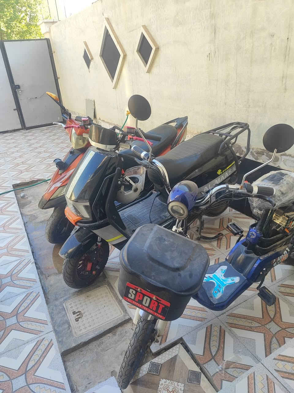 دراجات منزل للبيع بسبب السفر بسعر مناسب 
للبيع
يالله مجموعه درجات للبيع
سايم نحله ماناقصه شي ب350,
دراجه شحن الماسه أخذته بمليون وربع وعارضه ب700 وبي مجال بعده جديد وماناقصه شي
بابسكل شحن بطارياته البارحه شديتهن جدد سعره 250

للاستفسار ***********
للاستفسار ***********
