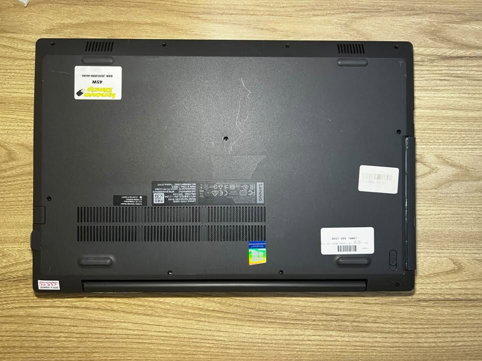 كور i5 • رام 8 گيگا • SSD 256GB