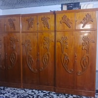 غرفه اخشاب • نظيفه جداً • وجه وكفه صاج