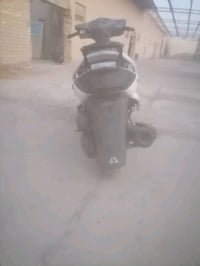 سكنس فحل ابيع كوم حديد الدراجه غراضه كله بلادي والمكينه مامفتوحه الله ...