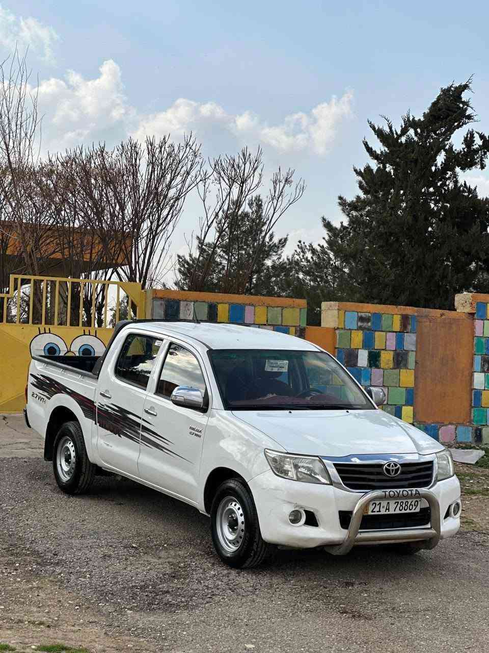 مەرزیە2012  تاک کوشن چەکمەجە مەرغوب   بێ بۆیاخ کەمێک ساردی هەیە مەکینەی  نەکراوەتەوە سەرف و دووکەڵ بەشەرت کارتی بەنزین کەرکوکی هەیە سەنەوی تا 2029 تازەیە شاشە ئایپاد کامێرا حاسە  ئاوێنە کارەبا ئاوێنە ئیشارەت سعری 170 گەڵا  سە یارەی ماڵ خۆمە هی مەعرەز نیە تەنیا تەلەفون بکە ***********
*********** شمشمل, السليمانية

