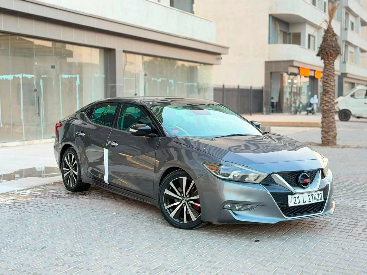 سلام علايكم 
نيسان ماكزيما موديل 2018 
مصفات SR فول بدون بنوراما 

كشن جلد كشن كهربا شاشه كاميره حساس بصمه  تشغيل عن بعد لايت شمعه بكلايت شمعه  رادار امامي  جانبي  ويل كب  منظومط غاز

سنويه هزه جديد رقم دولي  شرط تحويل  وكاله 

سياره بي بونيت جملغ. بدون دواخل  بدون ايرباك 

سعر98 بي مجال قليل 
***********
