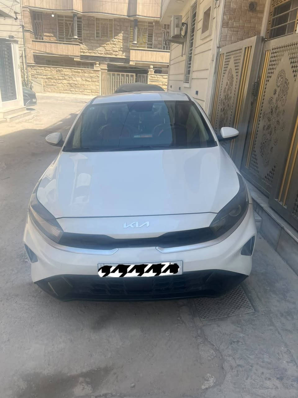 السلام عليكم كيافورتي
موديل ٢٤ ماشية ٢٢بيم أريدها ١٥٥ الف دولار رقمها بغداد 
موجودة في بغ
اد المنصور رقم ***********
