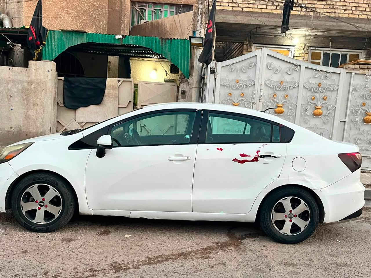 ريو موديل 17
محرك 1600 عنوان بغداد المعالف 
مكلف بل نشر 
اتصل وبخدمتك 

***********
