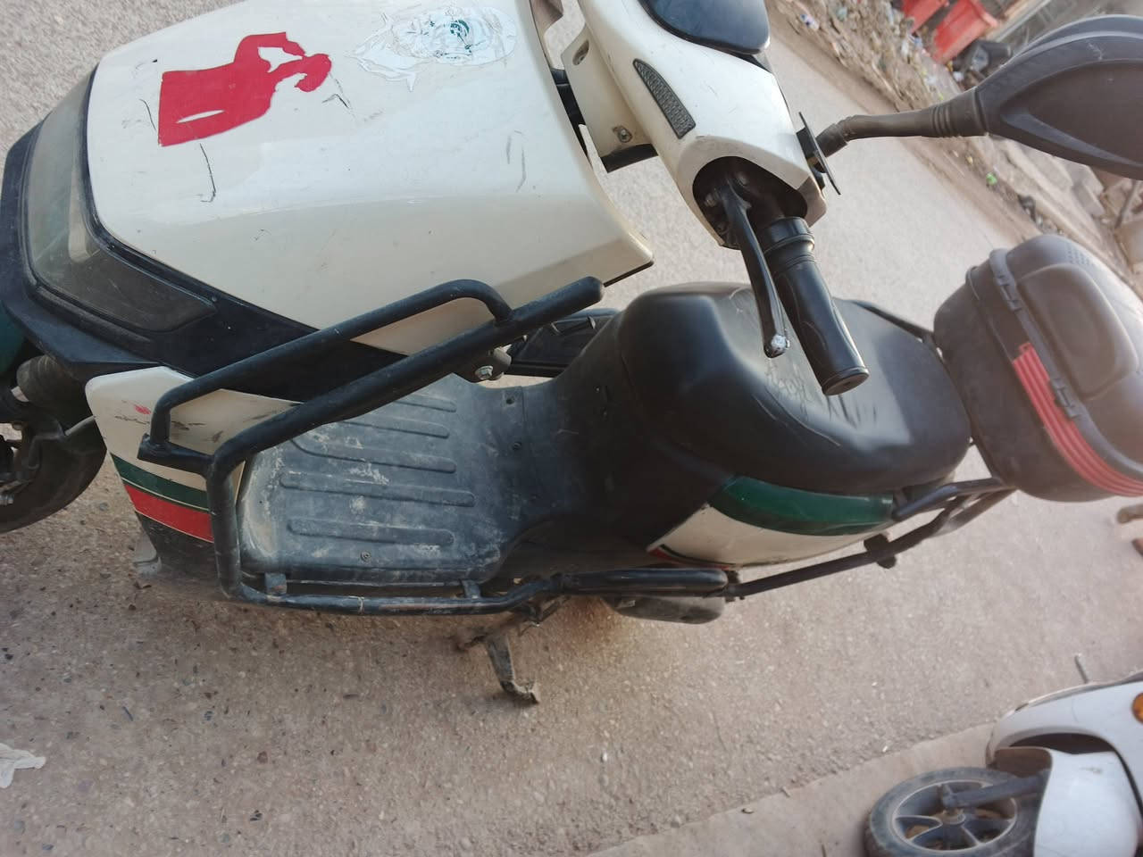دراجة شحن • ٧بطاريات • الجزيره السياحيه