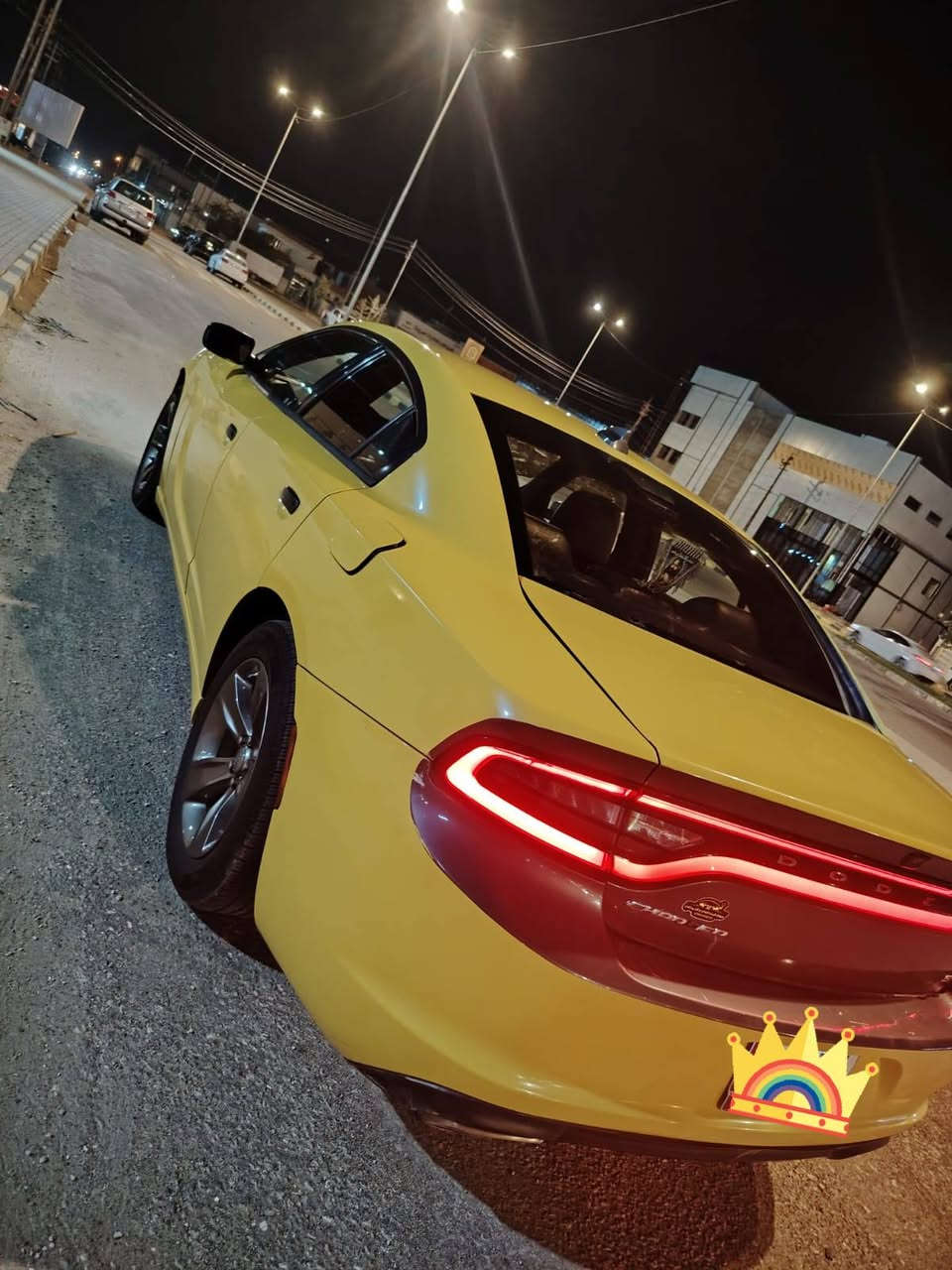 السلام عليكم جارجر للبيع موديل 2015 اصل  رقم بغداد الماني خطها بغداد نجف مصفره هيئه مكينه وكير تخم تاير منضومه تبريد حداديه زينه الباقي كله جديد عنوان نجف والسونار عالخاص سعرها 150 وبيها مجال ***********
