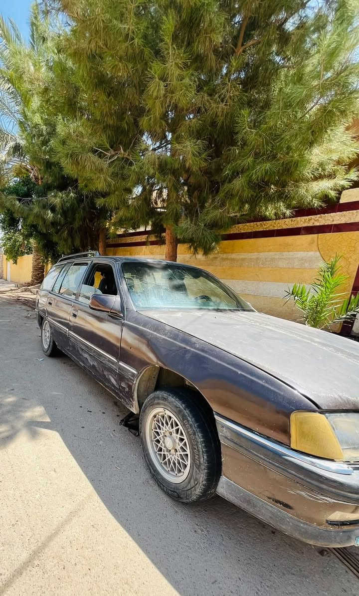 أوبل أوميكا للبيع 🚗
موديل 1992، السيارة كايمة ومتفلش بيها ذراع بستم فقط.

📄 السيارة باسمي ورقمها صلاح الدين
📍 المكان: ديالى – الخالص – قرية السندية
💰 السعر: 14 وبي مجال

📞 للاستفسار: ***********
