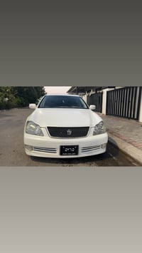 شاهین • ٢٠٠٥ • ١٨٢