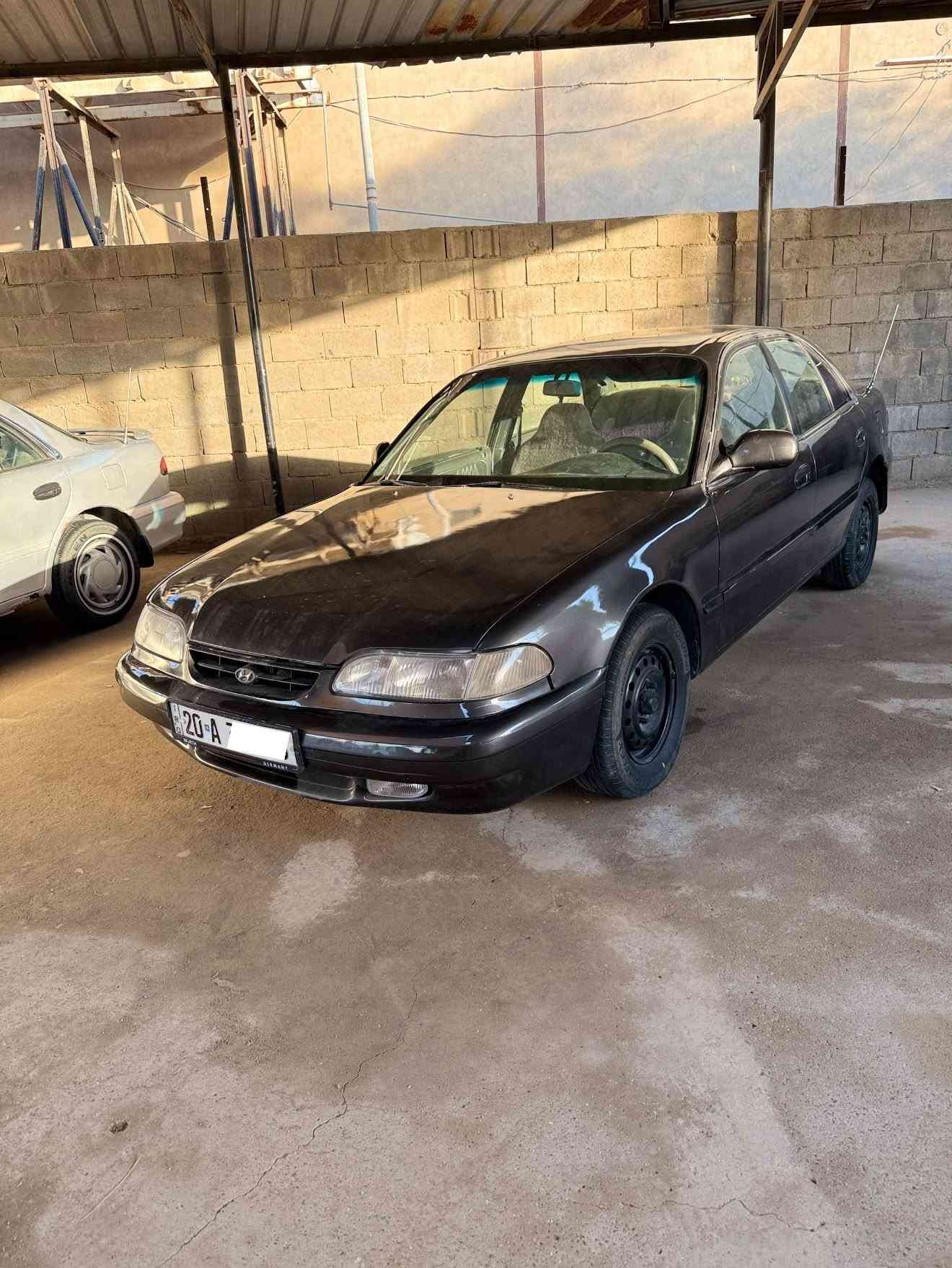 سوناتا موديل 1994 عدد 2
وحدة زيتوني 
+ وحدة فيلي
تبريد شغال 
(گير + مكينة) 
صبغها حلو 

السعر 38 

***********
