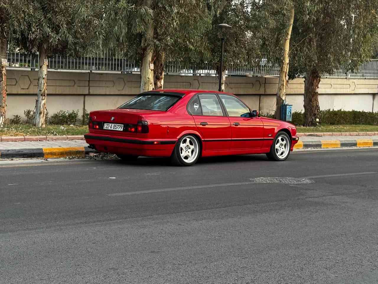 السلام عليكم
BMW 5251
موديل ١٩٩١ داخل جلد اسود الغرفة حلوة دعامية M
دركة M
تخم تاير وويل جديد M
صدر امامي خلفي جديد
مكينة كير كهربائيات كفالة
السيارة عليهه صبغة جديدة للجماليه فقط اكفل لغود وشواصي وحوض السبير يعني مابيهه ضربة
والسيارة 525 اصل بليتة وشاصي عليهه ادامة كامله منضومة بانزين
تبريدهه شغال

رقمهه اربيل باسمي شخصيا اذا لكيتهه ابسم واحد ثاني لتاخذهه وابيع شرط التحويل شوكت متريد احولك
عنواني بغداد القادسية مجمع الوزراء
رقمي التلفون (***********) اسمي سيف
ممتواجد علنت اتصل وبيك خير وتدد❤️
