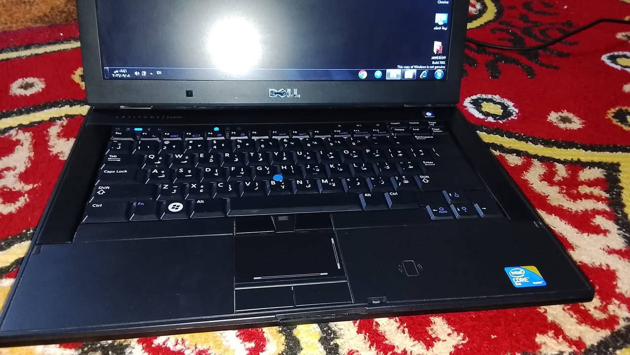 سلام عليكم حاسبه دل DELL موديل E6400 حاسبه نضيفه كلشي شغال بيها صوت عالي فقط عوزها بطاريه ماتشحن  الاستفسار خاص او وتساب ***********
