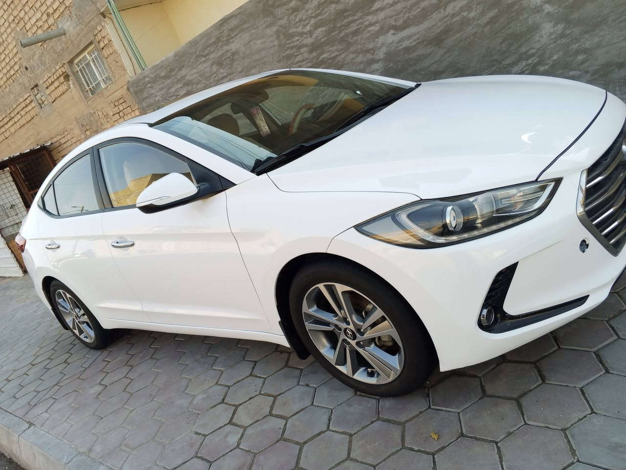السلام عليكم الانتره موديل 2018 خليجي سياره  مكفوله كير مكينه 2000 حداديه تبريد رقمه بابل سنويه جديد مكفولة من صبغ والضربه وتبديل فقط بارد باب سايق موضح بصوره مواصفات معروفه شاشه كامره فتحت سقف تحكم ستير السعر 143 وبيه مجال بسيط الاستفسار عله رقم‏  ‏ *********** ‏  مكلف بنشر. مكان السياره واسط ..
