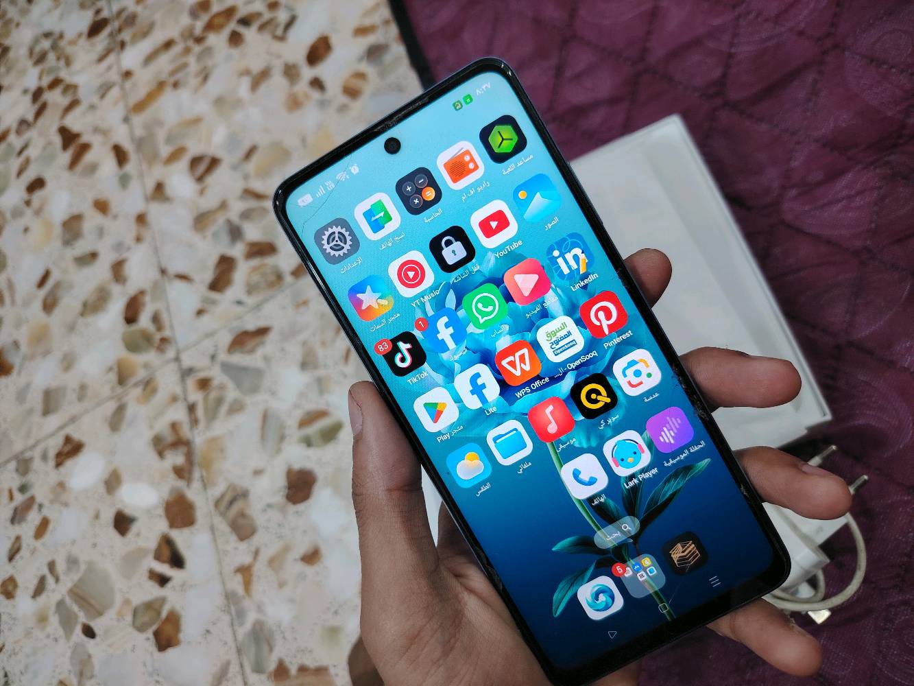 سلام عليكم
oppoA60
جهاز بلادي عل وضع شركه كامل ملحقات 
مواصفات ..
ذ 256 
رام 8+8
بطارية5000
شحن 45واط 
معالج Snapdragon 680
سعر 250الف وبي مجال 
نضافه جهاز 100% شخط مابي
بغداد-بلديات
