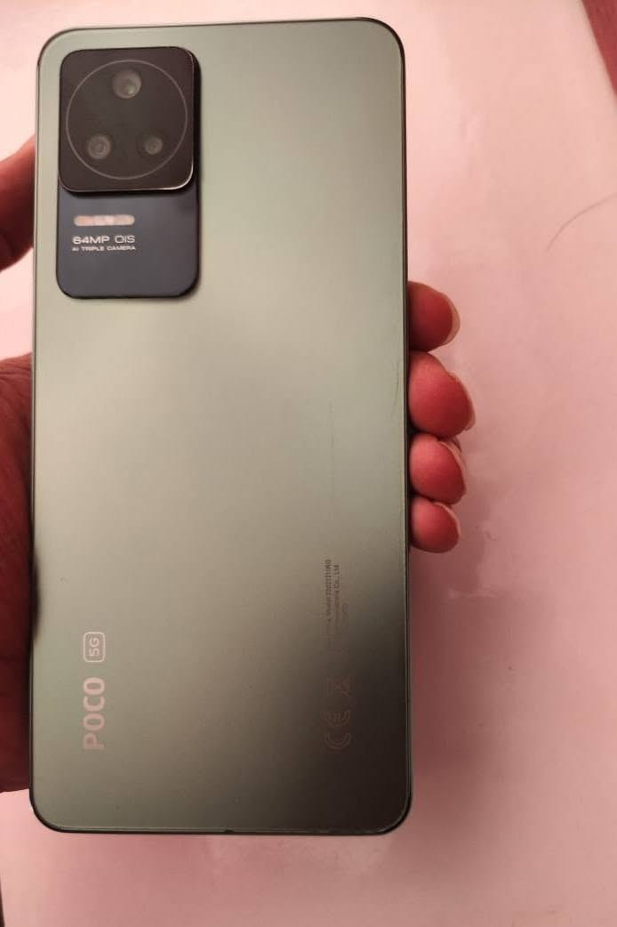 هاتف: POCO F4 5G نظيف مامصلح ابد وشحن مالته جيد مثل ماواضح بصور أي عطل مابي شغال وشاشه ولازلغ نظيفة  
​سعة التخزين: 256 جيجابايت
​الذاكرة العشوائية (RAM): 8 جيجابايت أو 12 جيجابايت
​المعالج: Snapdragon 870 5G

السعر 250 الف . للتواصل واتساب *********** ☎
مكاني بغداد التاجي قرب سيطرة الشؤون
