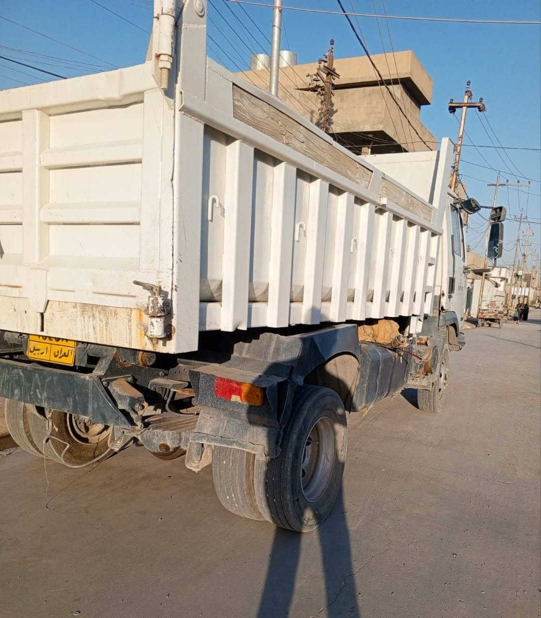 داف للبيع 
موديل:2000
محرك: 6سلندر 
حمل:6طن
حصة كاز:200لتر 
رقم الهاتف:***********
مكلف بالنشر
