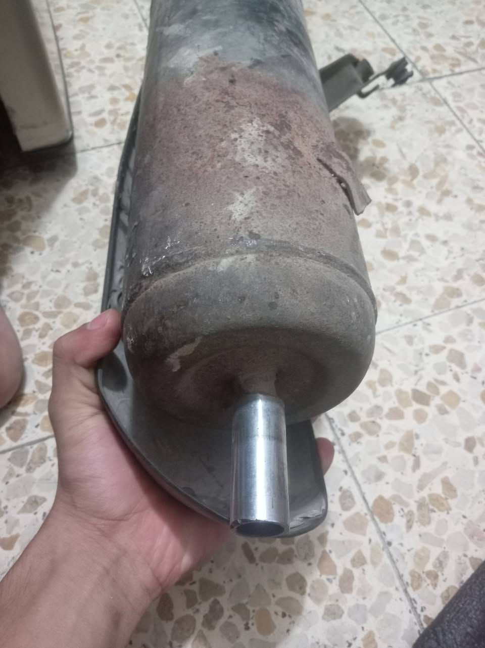 للبيع نضيف كلش مابي قطره لحيم
السعر ٣٥

العنوان بغداد الصالحيه

***********
