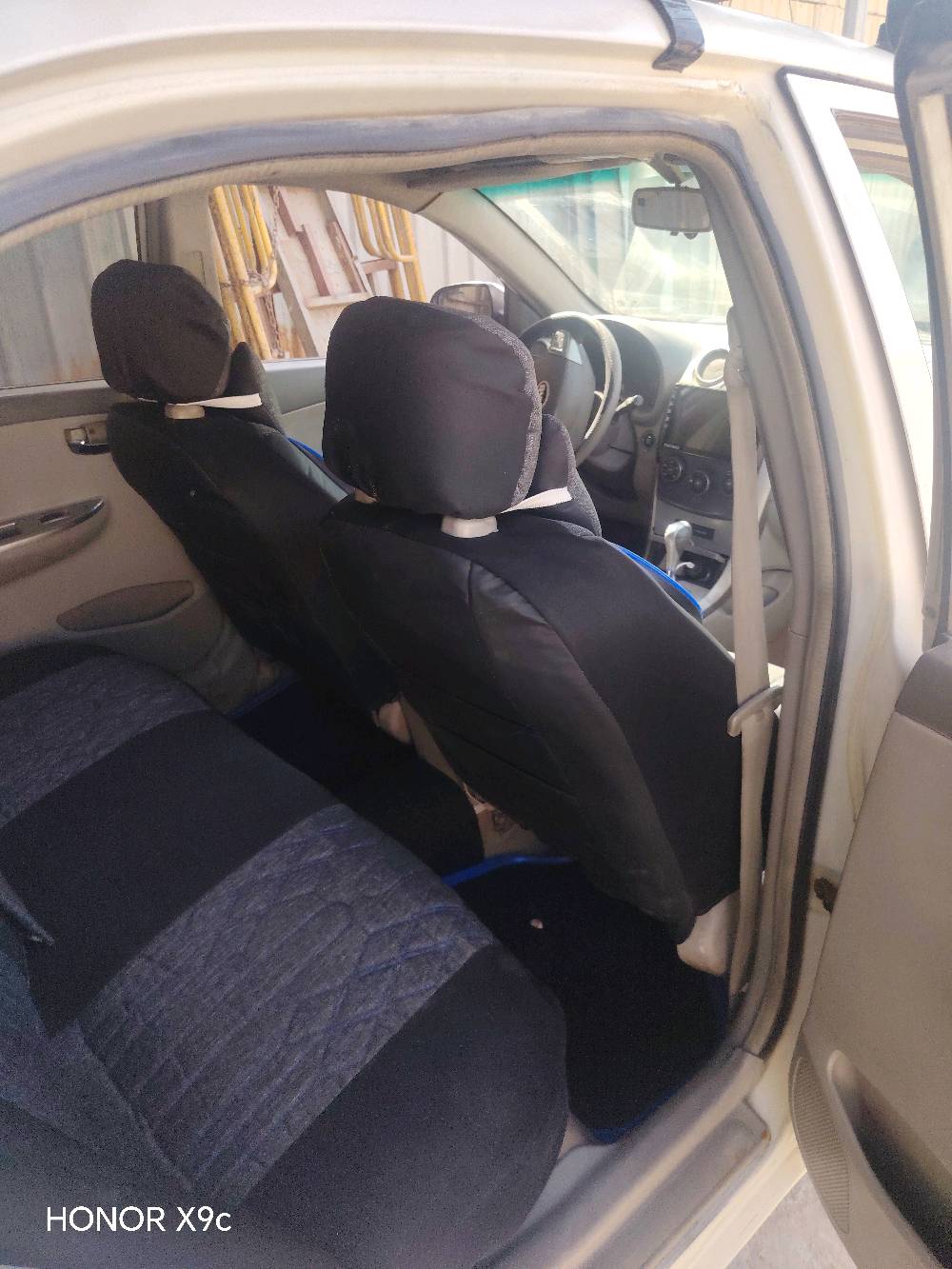 جي ثري ٢٠١١ نقصها كمبريسر كير جديد محرك خير من الله هزه جاهزه تشغيل عن بعد سنويه ٢٨ مكاني البلديات 7735224550 السعر ٤٠ وبيها مجال للشراي