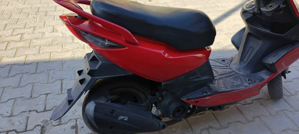 سلام عليكم ماكس مضلع حاويه كفاله عامه ختم واحد لون مميز نقص فقط تريشه حدر سعر 1050 خوان مو شراي لا يخابر رجائن لحد يكسر بل سعر مكاني قضاء الهوير رقمي ***********
