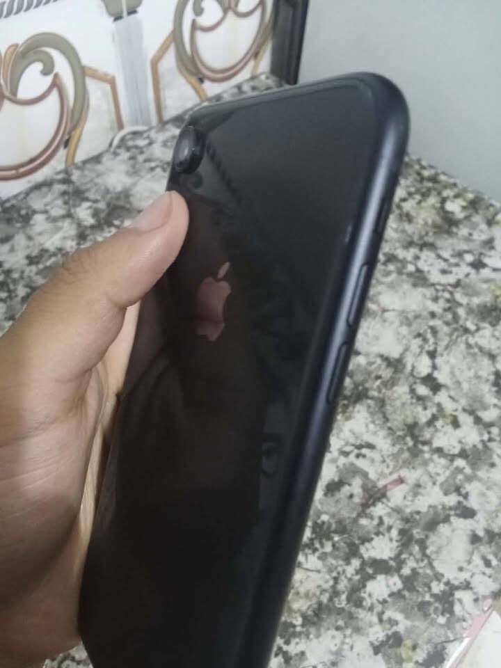 السلام  عليكم iPhone XR ذاكرة 128 الجهاز نظيف ما مفتوح وتر اقسم بذات الله شخط ما أبي بطارية 87 ‏بطارية غير معلايه اقسم بذات الله الجهاز نظيف ومابي طخة تصليح السعر 135 الف  رقم الهاتف *********** العنوان بغداد البلديات شارع مدارس تغلب

نص مكتوب في الصور:
- البطارية حالة البطارية والشحن كما هو الحال مع البطاريات القابلة لإعادة الشحن، بطارية الهاتف قابلة للاستهلاك وتصبح أقل كفاءة مع الوقت. معرفة المزيد.. الحد الأقصى للقدرة 87% هذا قياس لقدرة البطارية مقارنة بقدرة حينما كانت جديدة. قد تسبب القدرة المنخفضة مقابل ساعات استخدام بين عملية الشحن والأخرى. أقصى قدرة للأداء تدعم بطاريتك حالياً الأداء الطبيعي وقت الشحن شحن البطارية المحسن للحد من استنزاف عمر البطارية، يتعلم ال iPhone من عادات الشحن اليومية بحيث ينتظر ولا يجاوز 80% حتى يحين موعد حاجتك إلى استخدامه الشحن بالطاقة النظيفة في منطقتك، سيحول iPhone التشغيل من الطاقة الكربونية من خلال إلغاء وقت الشحن الذكي توفر فيه كهرباء بانبعاثات كربونية منخفضة. يتعلم iPhone من عادات الشحن حيث لا يصفي لا يعفي
- 9:29
- رجوع
- حول
- الاسم
- < iPhone
- إصدار iOS
- < 18.7.10
- اسم الطراز
- iPhone XR
- رقم الطراز
- MH7L3TA/A
- الرقم التسلسلي
- DX3DH0CHXK6
- الأغاني
- 0
- الفيديوهات
- الصور
- 2
- التطبيقات
- 1
- السعة
- 128 غ.ب.
- متوفرة
- 111.89 غ.ب.