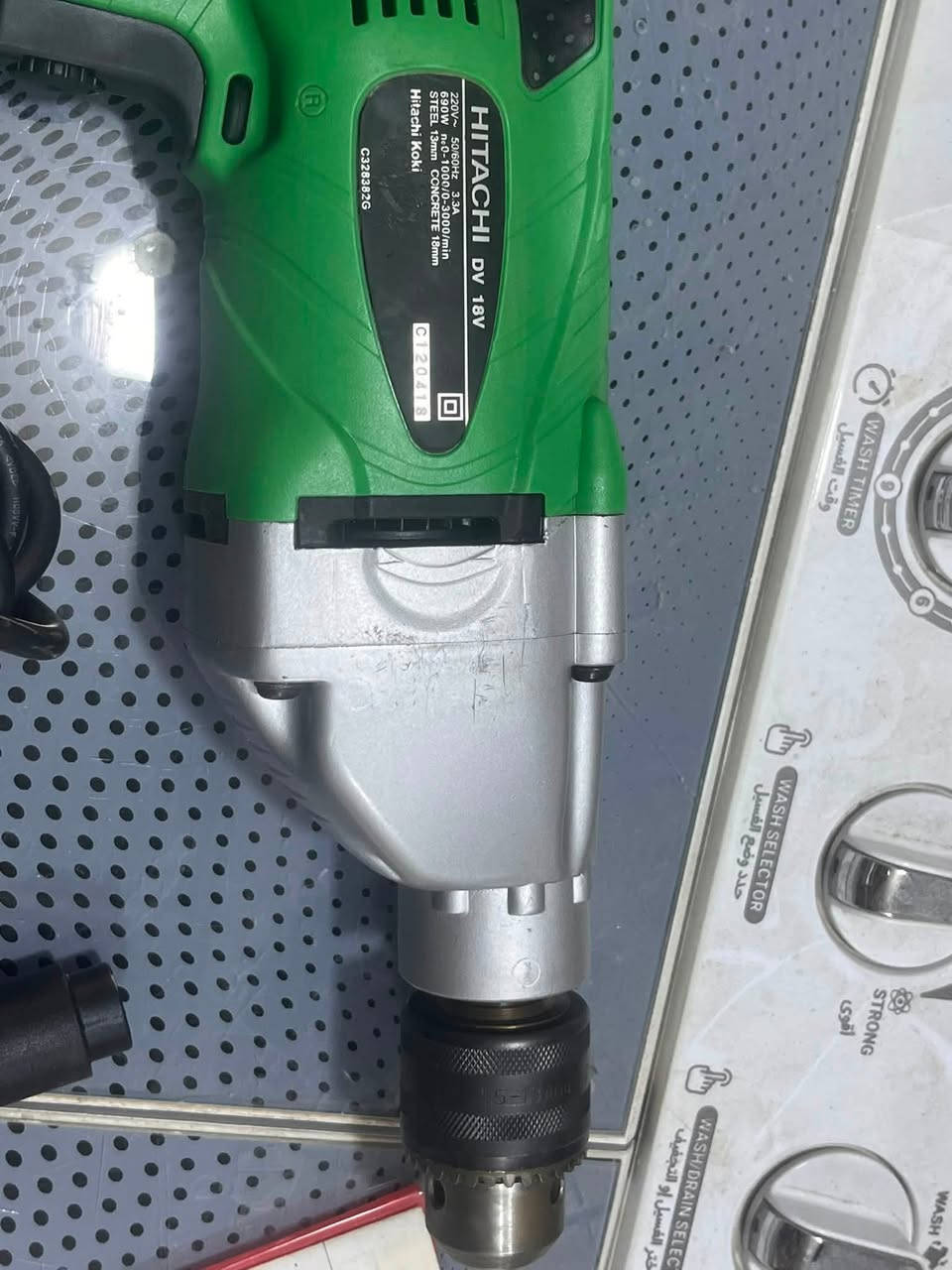 السلام عليكم
مثل ما موضح بلصور دريل هيتاشي الاصلي ما مستعمل جديد هوة ودفترة مواصفات بي حفر ودك وبي سرعتين وبي جنل تتحكم بلسرعيتين وبي شد وفتح هوة والقبضة مالتة السعر ١٨٠ للاستفسار التواصل مع الرقم واتساب

***********
