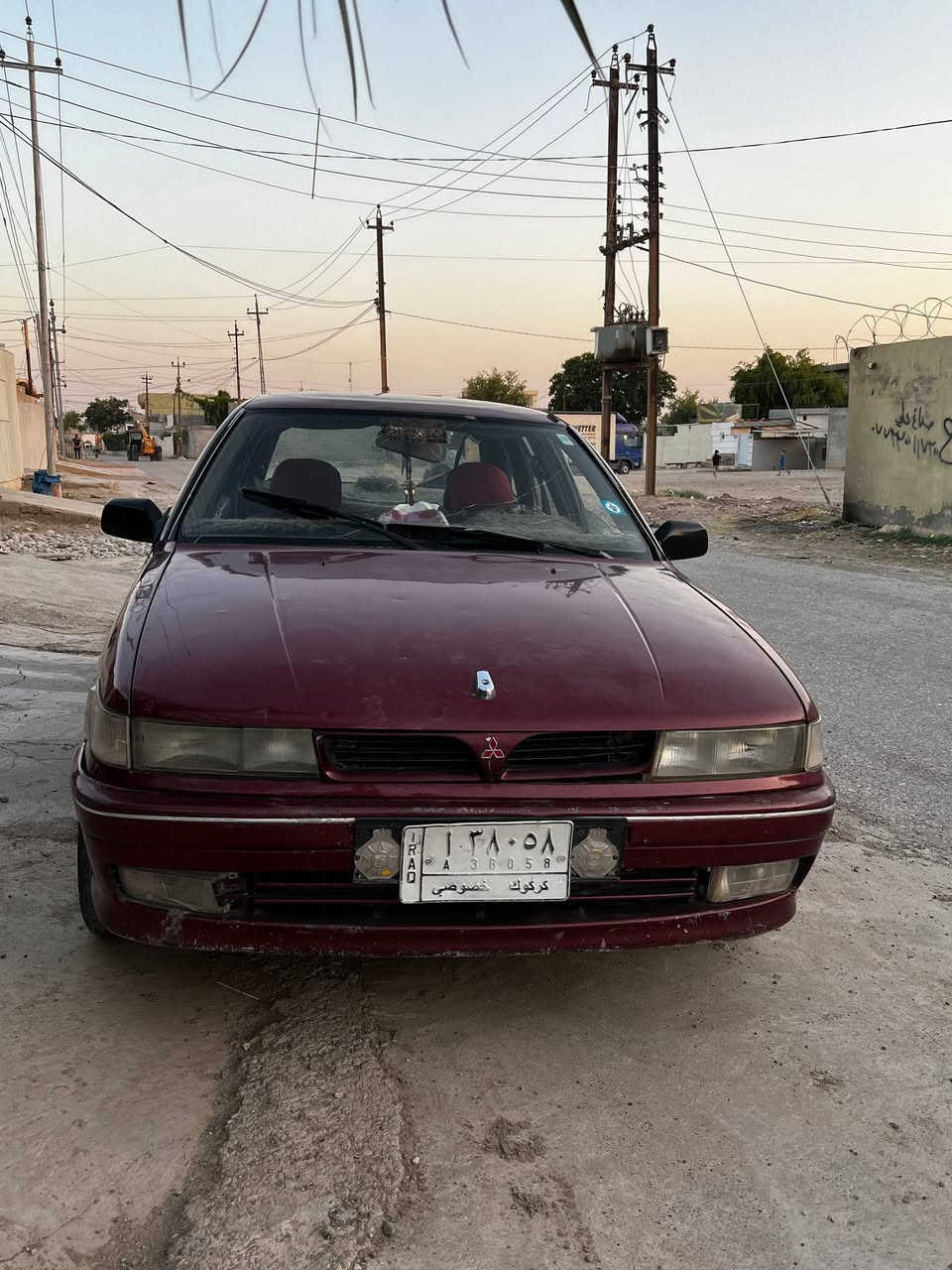 السلام عليكم
سياره لانسر موديل 1993 كير محرك شرطة مكفول 
سياره بلادي صبغ فقط هلالات  السياره بأسمي سنويه لحد 2028 تحويل ثاني يوم مكان السياره ديالى جلولاء 
رقم الهاتف/***********
