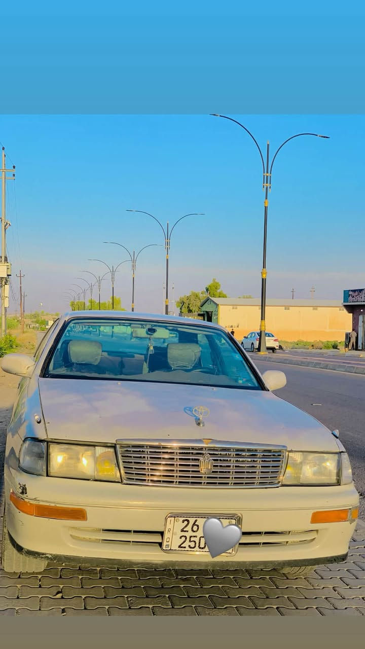 السلام عليكم سياره للبيع بطه متصل موديل 93 ما مكصوص سياره بأسمي رقم صلاح الدين  دولي سنويه لـ 2031 شرط تحويل ثاني يوم سياره نضيفه مال جناي كير محرك شرط كهربائيات كلها شغاله ***********

