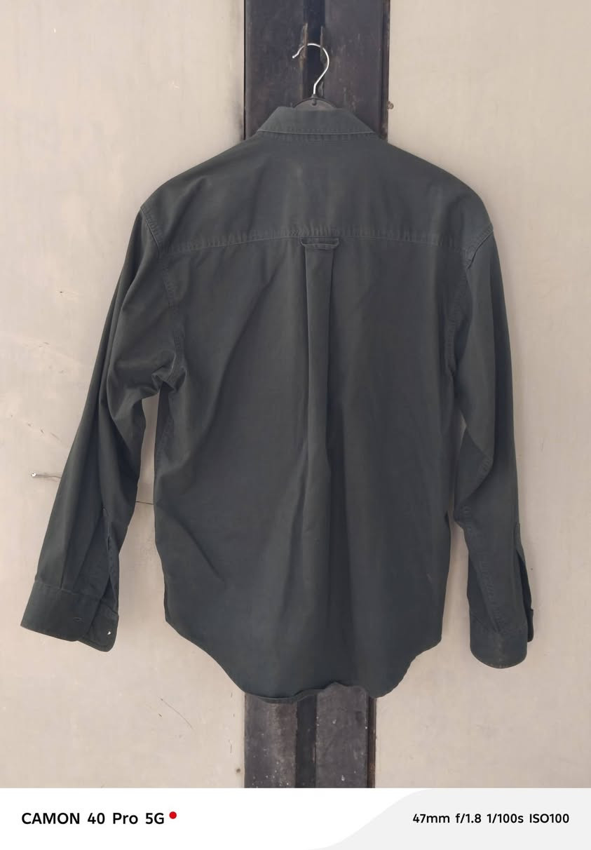 قميص • زيتوني • مقاس XL