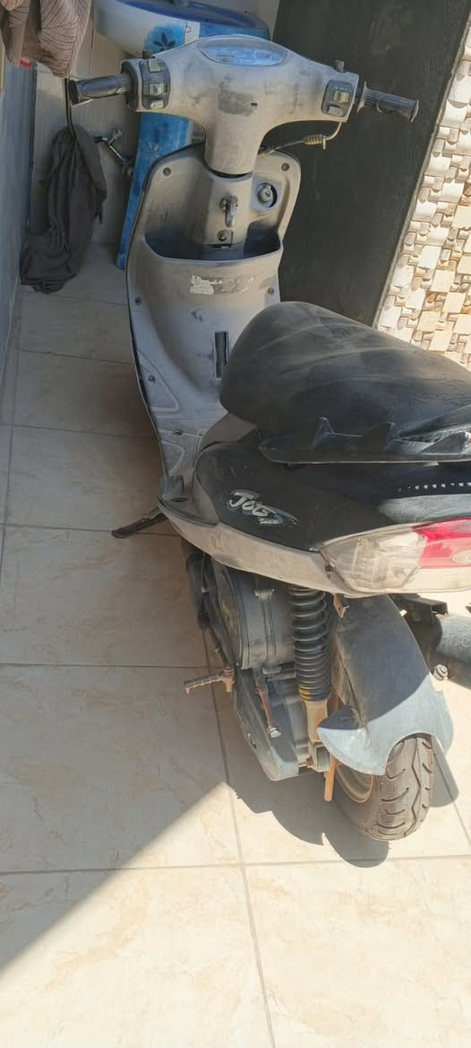 سلام عليكم 

ماكس منغولي للبيع دراجه شغال ومابيه اي شي نقص يرادله فقط تجفيت تشتغل هيه ومابيه اي شكل مجرد تجفيت معروضه 375 وبيه مجال 

أنوه ع شغله ابيعه كامله وابيعه تفصيخ شنو تريد تفصيخ منه خادمك 

عنواني حله مركز مدينه (***********)
