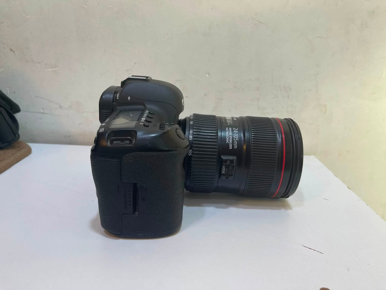 Canon 5D iv
Lenz 24  105 
Lenz  50 mm

Shutter tanh 120 k

100% xawen ba short 

Nrxi tanha 12 waraqaya

Mushtari chatka

***********
