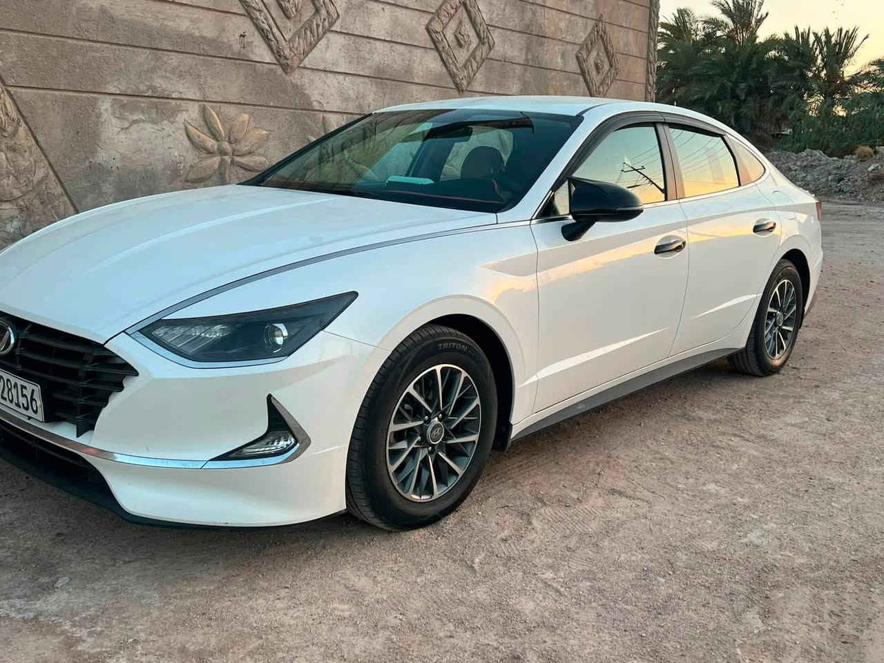 السلام عليكم سيارة للبيع سوناتا موديل 2020 محرك 2500 تبريد قطعتين لد امامي وخلفي منظومه زنون ويل كب حته السبير تخم تاير اشاير بالمري مري شفط تبريد اي سي وايسي ماكس مثبت سرعه حداديه ومحرك وتبريد ع وضع الشركه جديده ماشاءالله كلش السعر (177) للأستفسار (***********) مكان السياره بصره اني مكلف بل نشر
