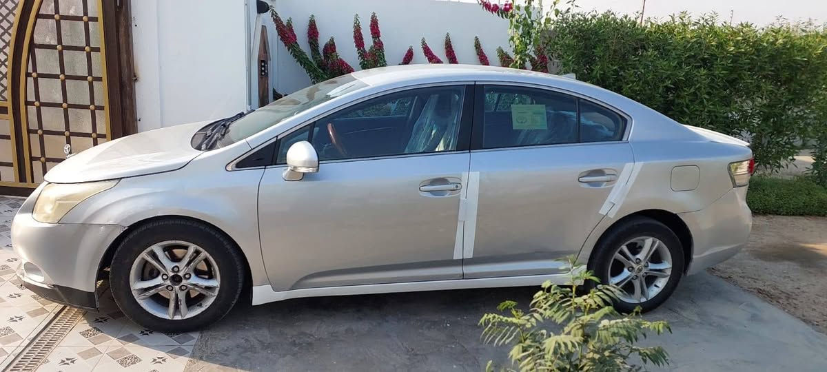 مكلف بالنشر 
افينيس 2012 للبيع محرك وگير كورلا
للتواصل+9647800970416

