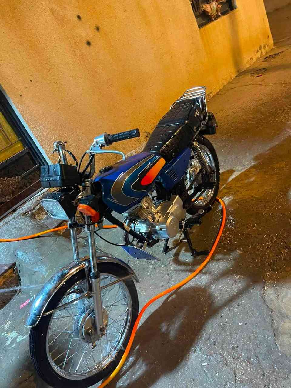 ايراني البيع سي جي ناما مديل 22 الدراجه مبدل ولفات ولدراجه رقم وسنويه باسمي نضيفه ومامتعوبه تجي تشوف شوف العين رايدهه بمليون و 750وبيهه مجال حك الجيه وبلخدمه  البصره المعقل ***********
