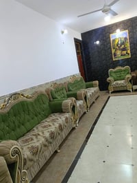 كنب ١٠مقاعد • مستعمل نضيف • العزيزيه باب الحاره