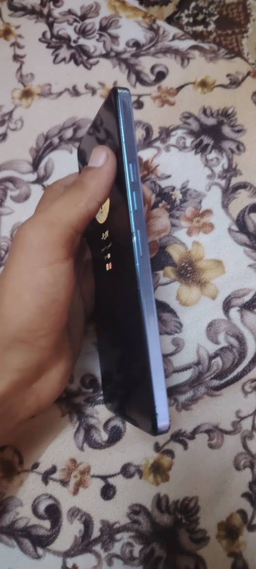 تكنو كامون 20برو ذاكره 256رام16نضيف شرط ما واصل مصلح بوبجي 60فريم كامره 50ميكابكسل جهاز مال بيت للبيع سعر 210وبي مجال بسيط للاستفسار أكثر خاص او اتصل ***********

