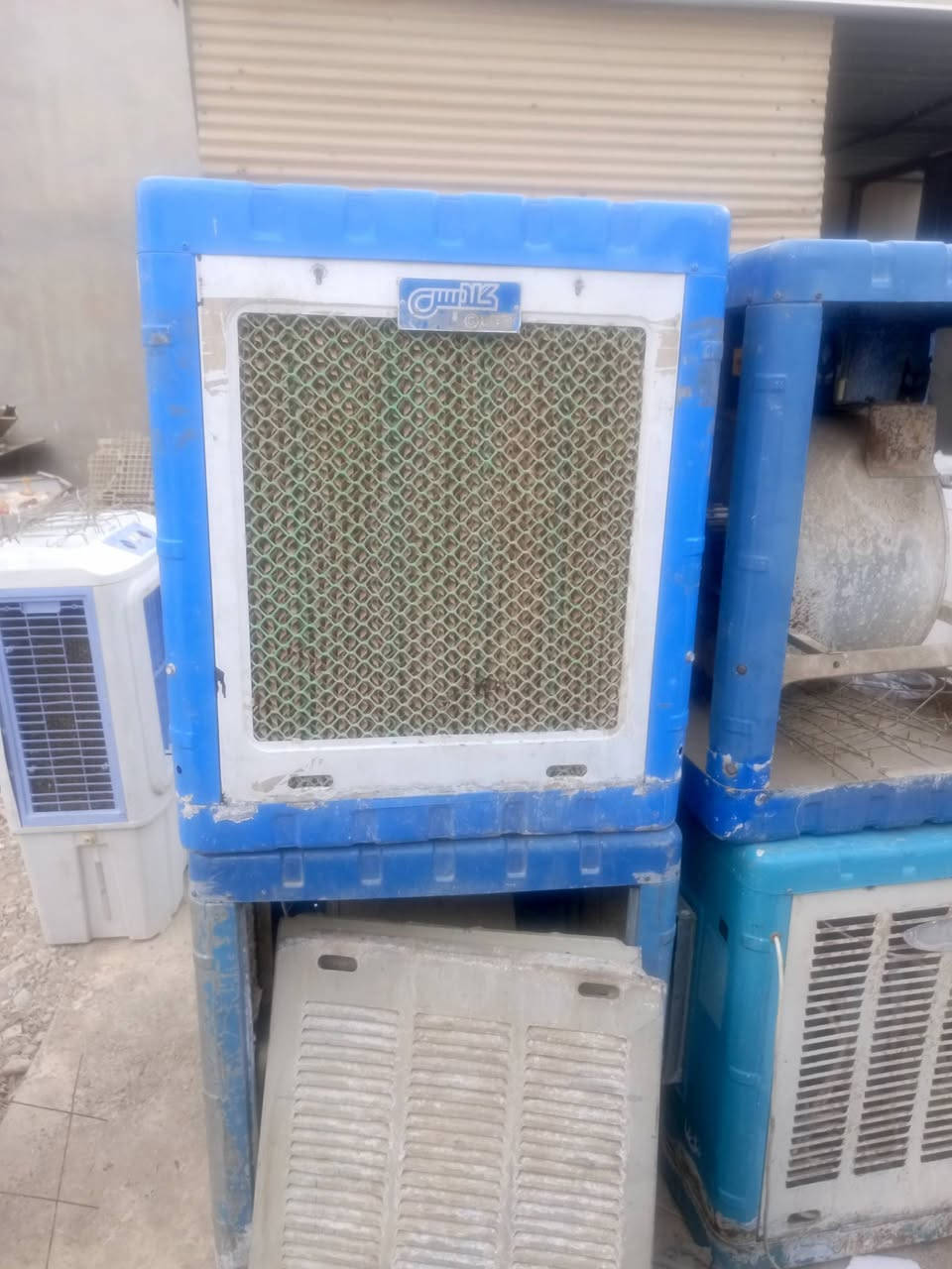 مبردات بس كشر سعر ٣٠الف الواحده ***********
