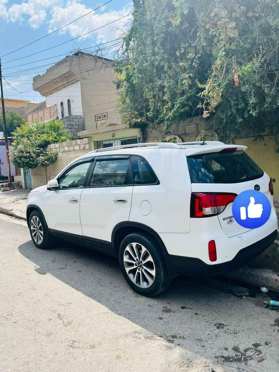 سورنتو موديل ١٥  موصفات نص فول  محرك ٤ ضرر بس باب سايق فقط تفاصيل ع رقم
***********
