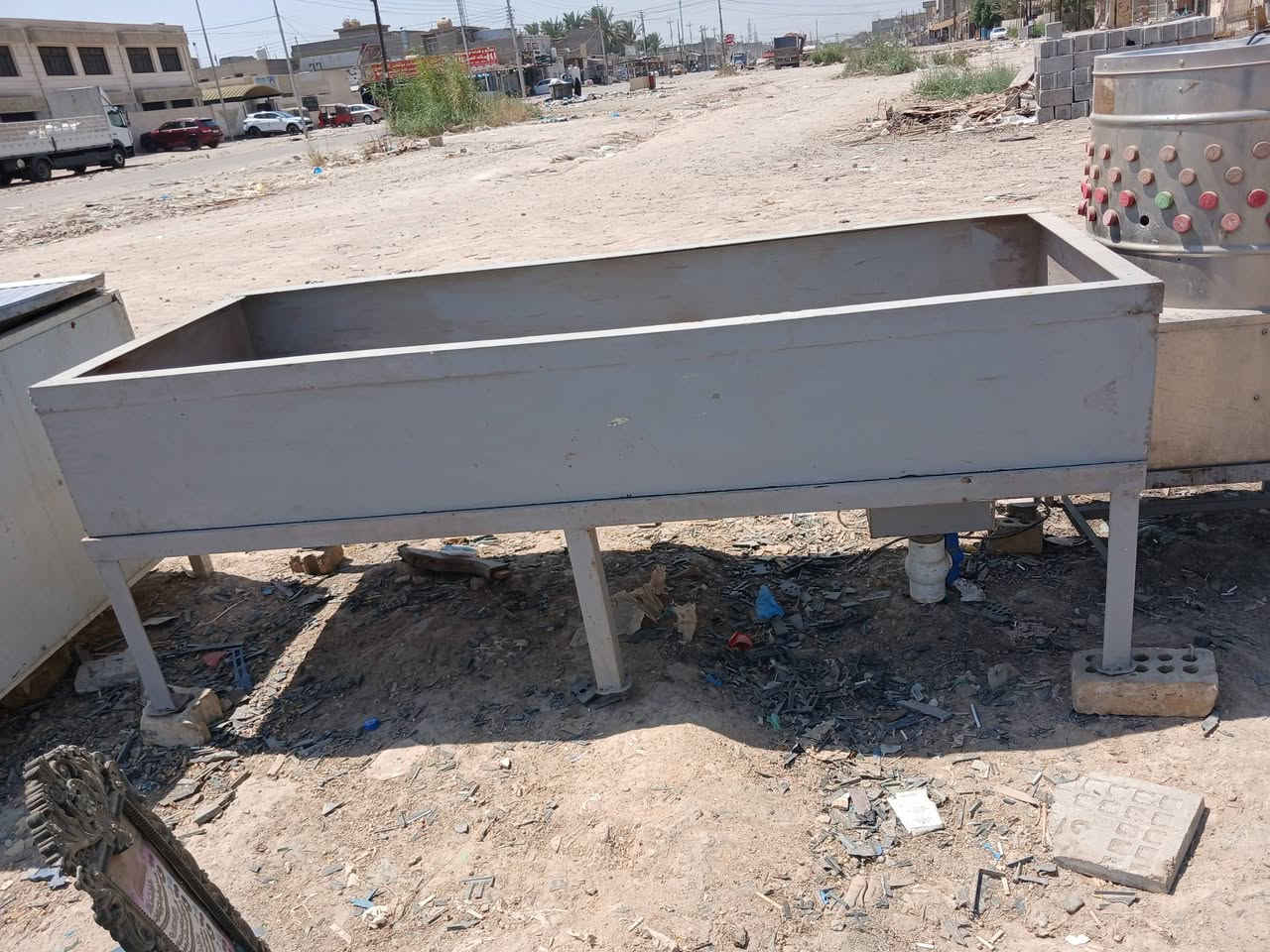 غراض للبيع هلاسه وحوض ما سمج السعر 500وبيهم مجال العنوان بغداد منطقة الاصلاح ***********

